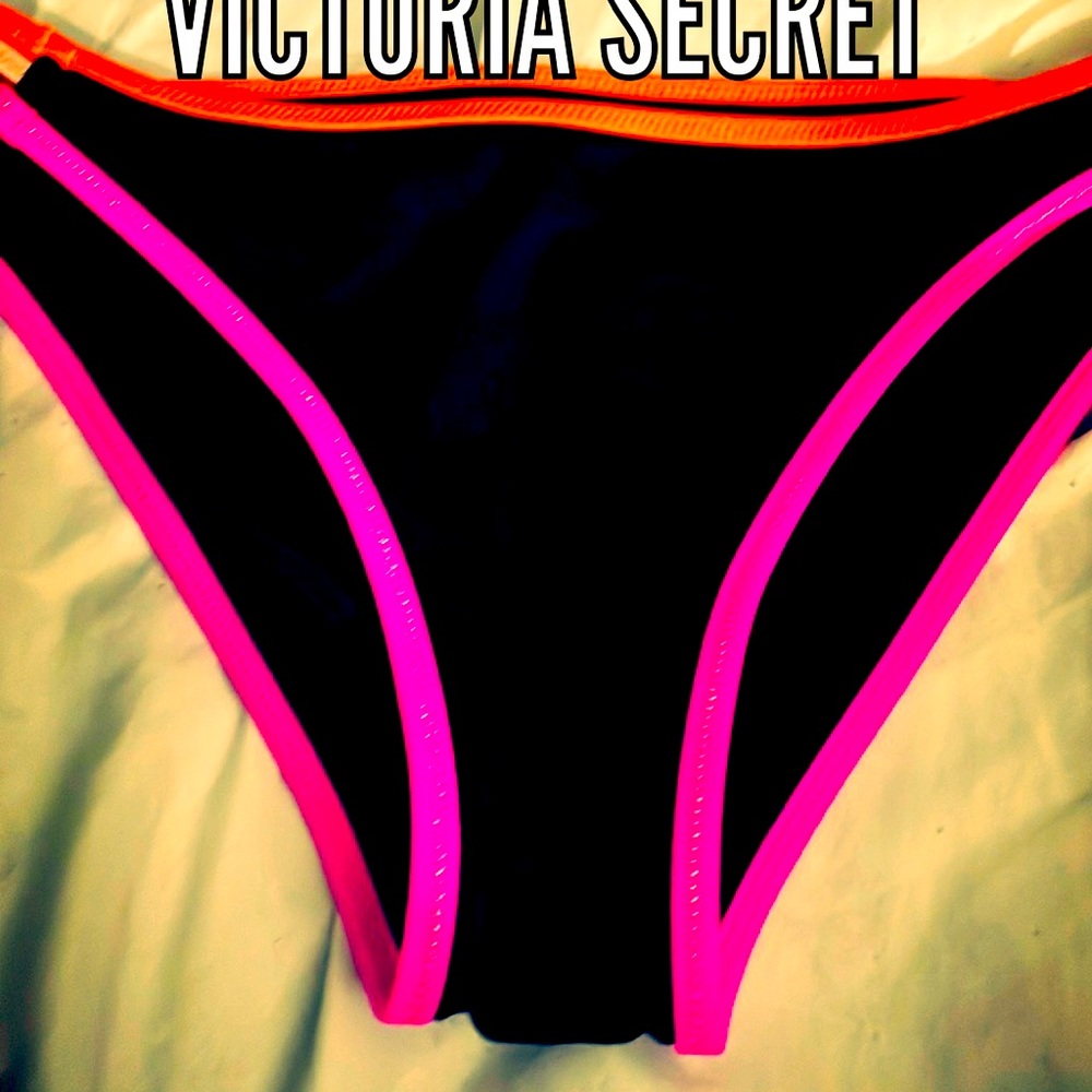 VS bikini wore once for a photo shoot.